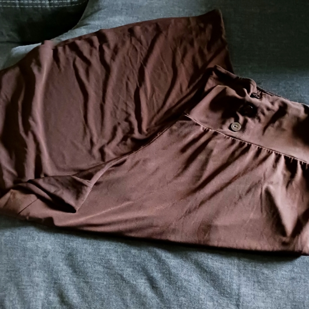 Ladies Plus Size Cato brown short palazzo, size 22/24W